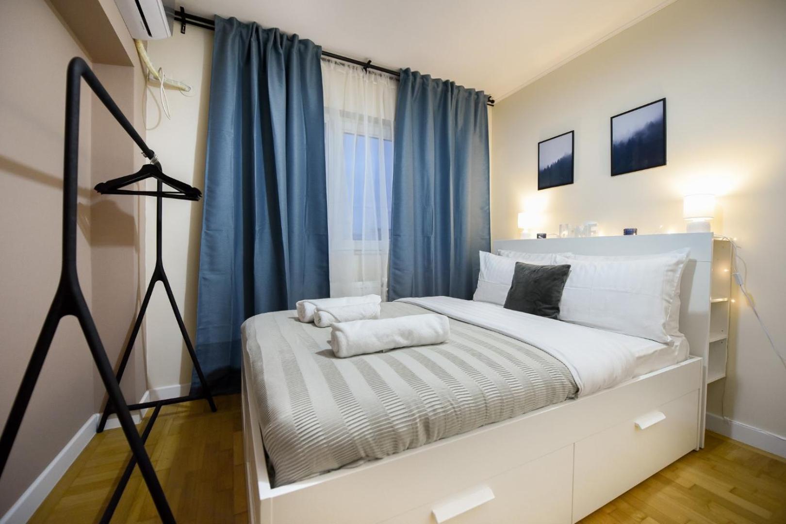 בוקרשט City Living At Its Best - Spacious 2 Bedroom Apartment On Calea Victoriei מראה חיצוני תמונה
